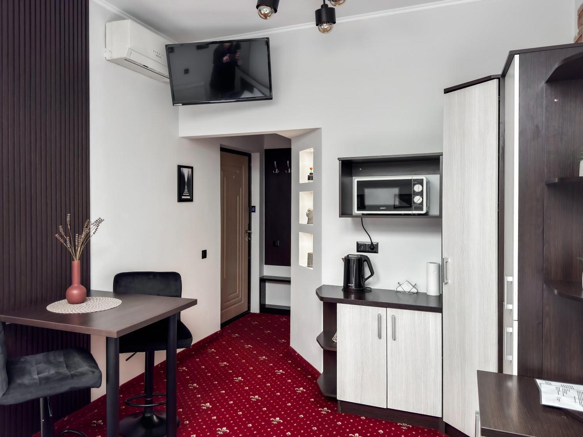 Apartments On Zaliznychna 49 이바노프란키우스크 외부 사진