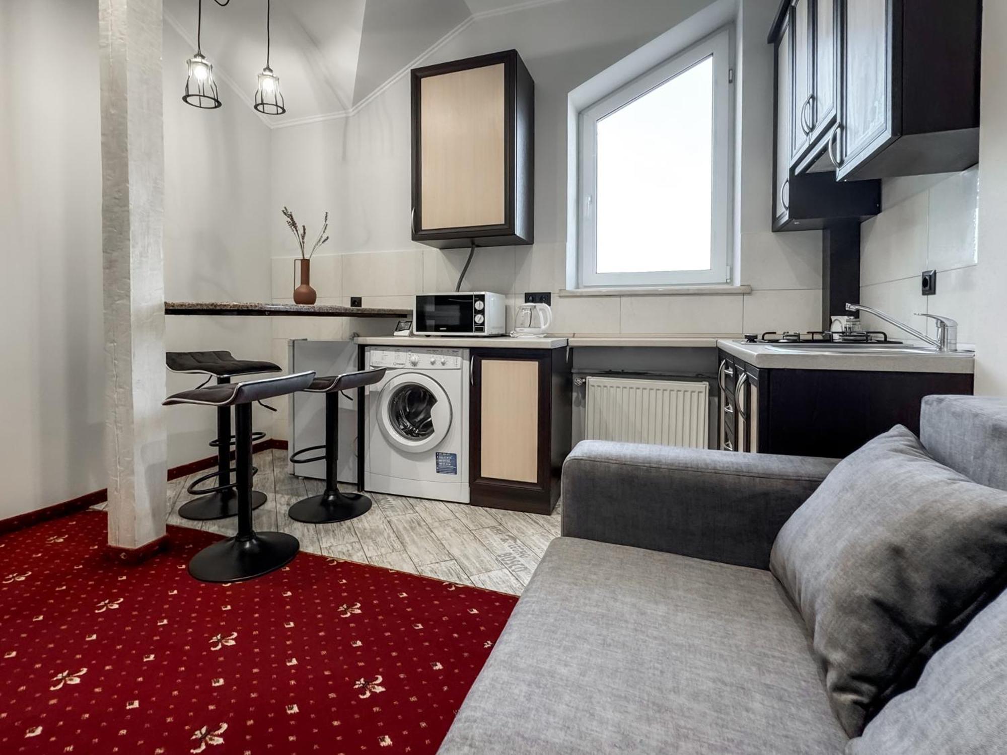 Apartments On Zaliznychna 49 이바노프란키우스크 외부 사진