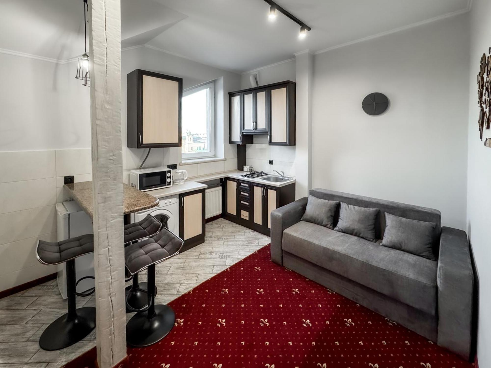 Apartments On Zaliznychna 49 이바노프란키우스크 외부 사진
