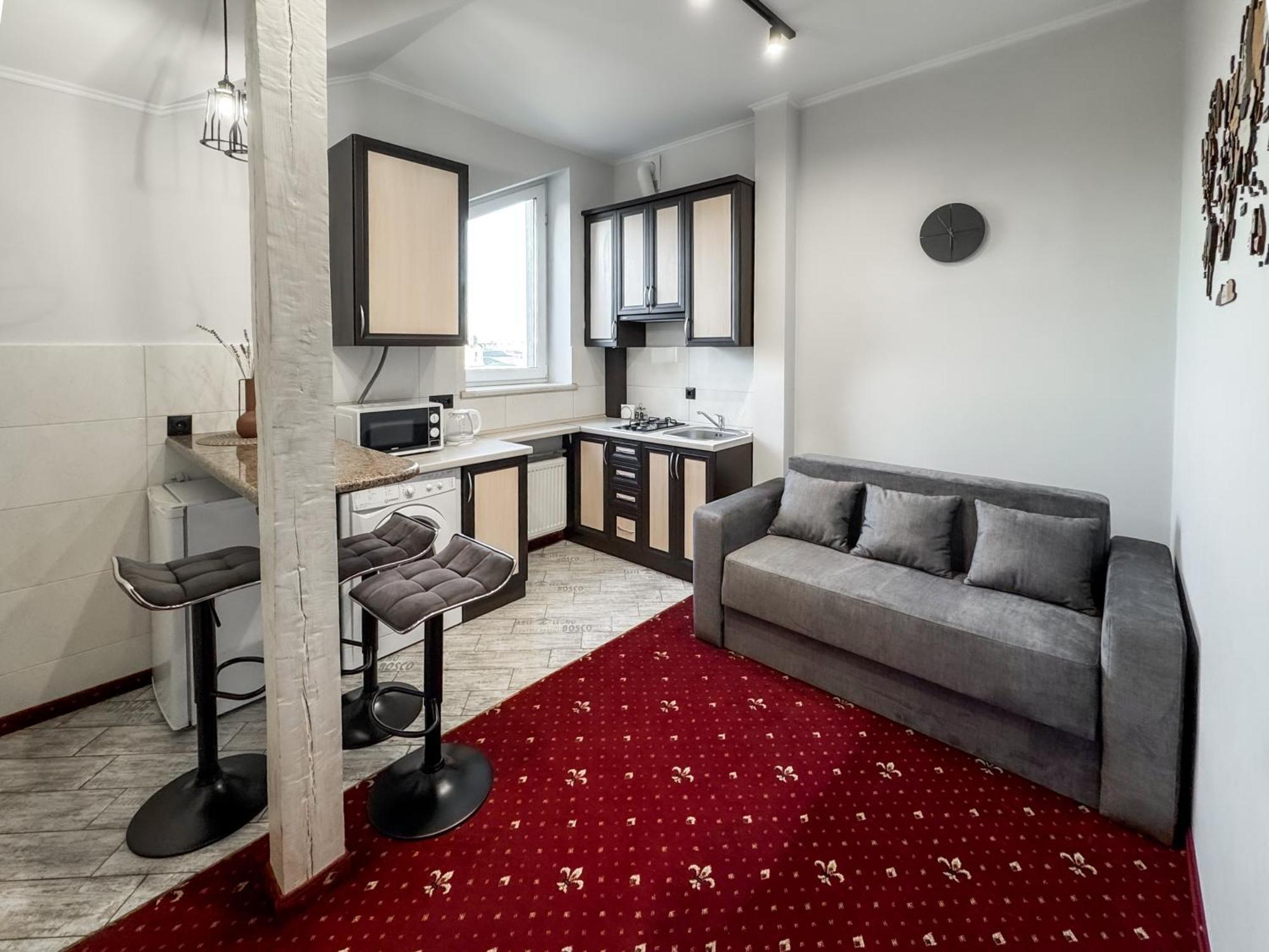 Apartments On Zaliznychna 49 이바노프란키우스크 외부 사진